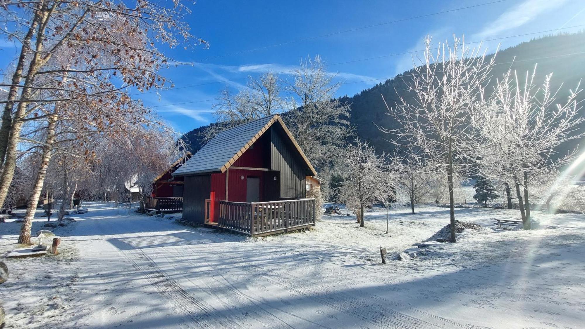 Chalets De La Wormsa メッツェラル エクステリア 写真